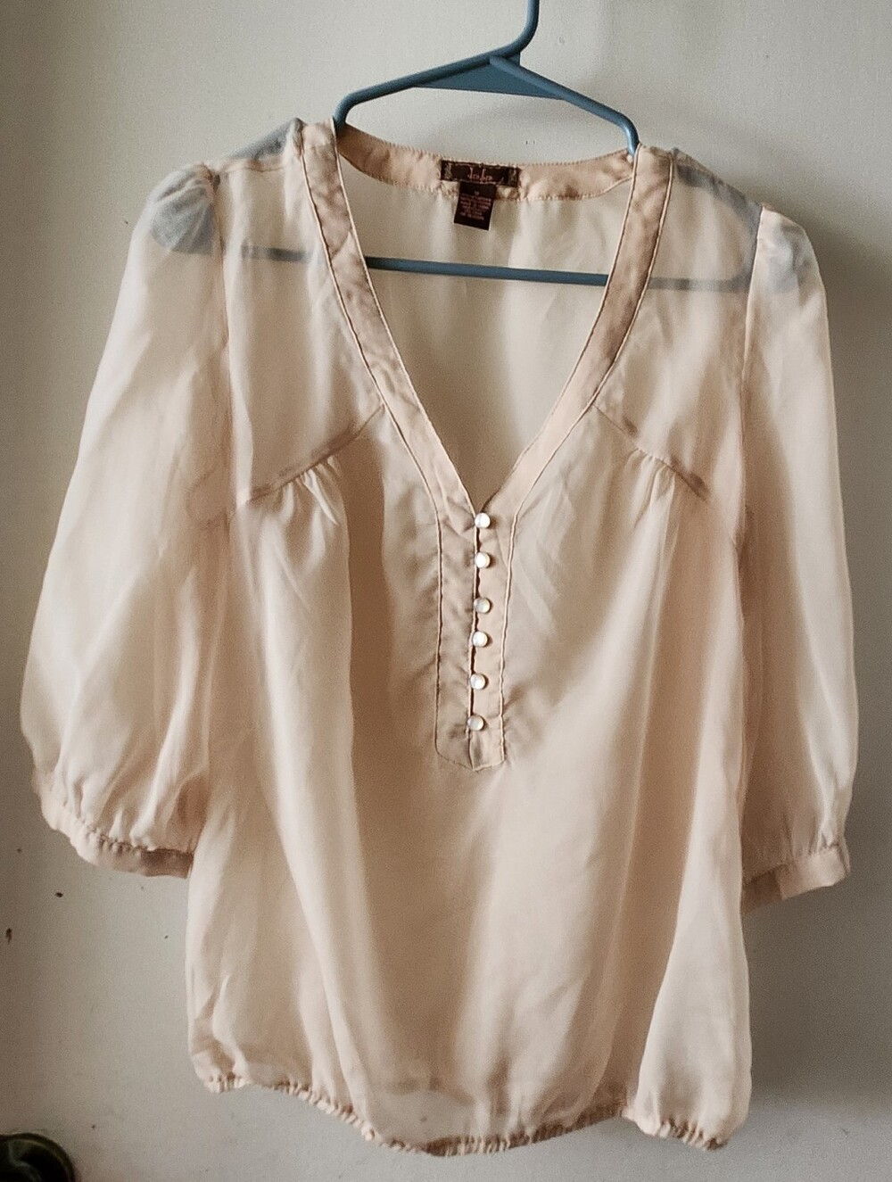 Women’s Cream V-Neck Button Front Blouse